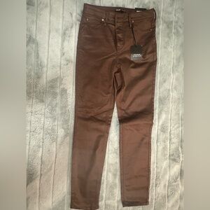 New, never worn Simply Vera High Rise Power Stretch Skinny Jeans